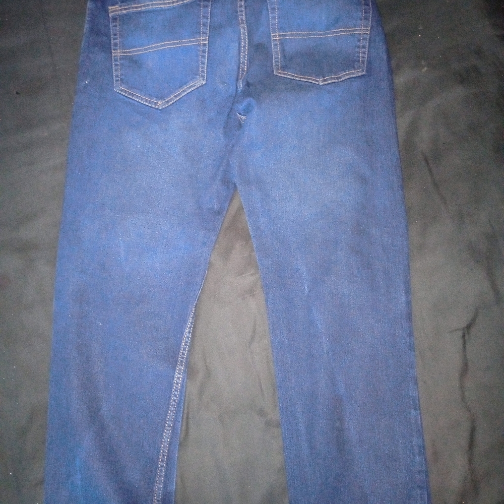 Jeans - Picture 10 of 11